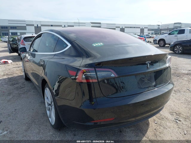 Tesla Model 3 Long Range/mid Range 2018 5YJ3E1EAXJF005912 Image 3