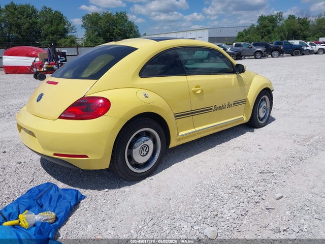 45017378 :رقم المزاد ، 3VWJX7AT9DM647028 vin ، 2013 Volkswagen Beetle 2.5l مزاد بيع