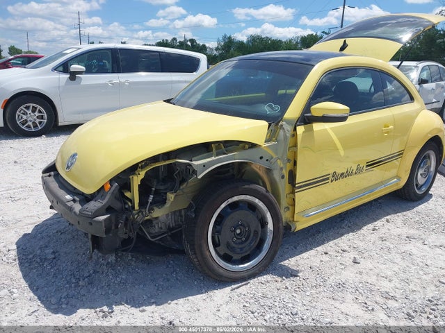 45017378 :رقم المزاد ، 3VWJX7AT9DM647028 vin ، 2013 Volkswagen Beetle 2.5l مزاد بيع