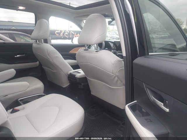 2025 Toyota Grand Highlander Hybrid Limited მანქანა იყიდება აუქციონზე, vin: 5TDACAB59SS046694, აუქციონის ნომერი: 45017385
