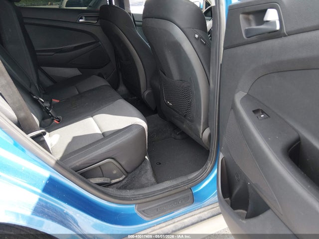 45017405 :رقم المزاد ، KM8J3CA4XHU437017 vin ، 2017 Hyundai Tucson Se مزاد بيع