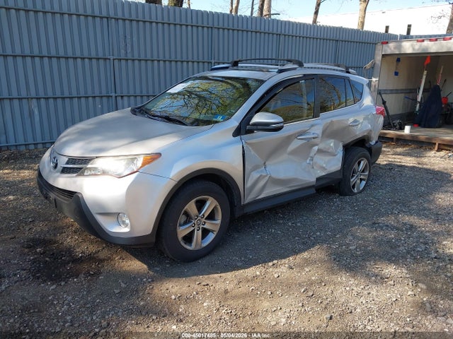 45017485 :رقم المزاد ، JTMRFREV7FD165950 vin ، 2015 Toyota Rav4 Xle مزاد بيع