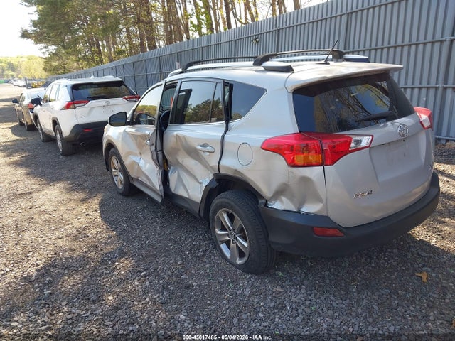 45017485 :رقم المزاد ، JTMRFREV7FD165950 vin ، 2015 Toyota Rav4 Xle مزاد بيع