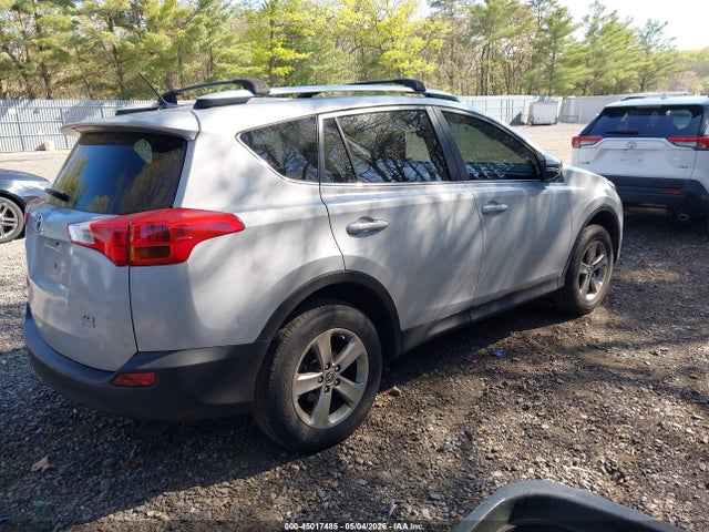 45017485 :رقم المزاد ، JTMRFREV7FD165950 vin ، 2015 Toyota Rav4 Xle مزاد بيع