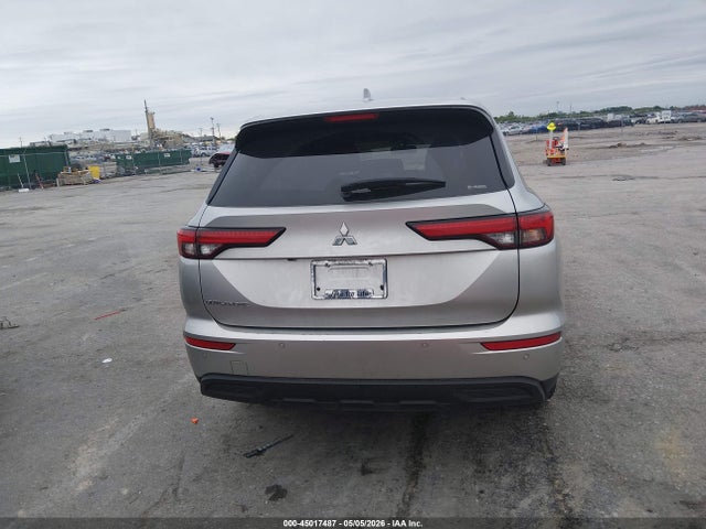 2024 Mitsubishi Outlander Es 2.5 S-awc მანქანა იყიდება აუქციონზე, vin: JA4J4UA82RZ024968, აუქციონის ნომერი: 45017487