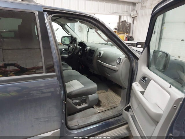 Продажа на аукционе авто 2005 Ford Expedition Xls, vin: 1FMPU14515LA07314, номер лота: 45017491