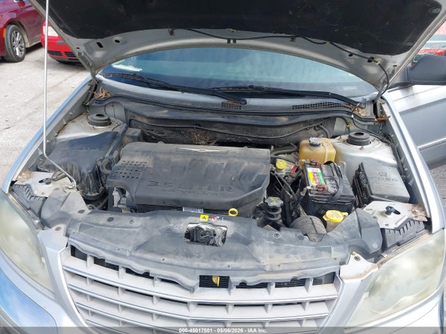 45017501 :رقم المزاد ، 2A4GM68476R750288 vin ، 2006 Chrysler Pacifica Touring مزاد بيع