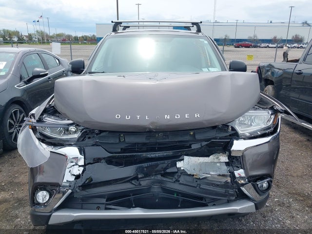 Продажа на аукционе авто 2017 Mitsubishi Outlander Es, vin: JA4AZ2A38HZ068398, номер лота: 45017521
