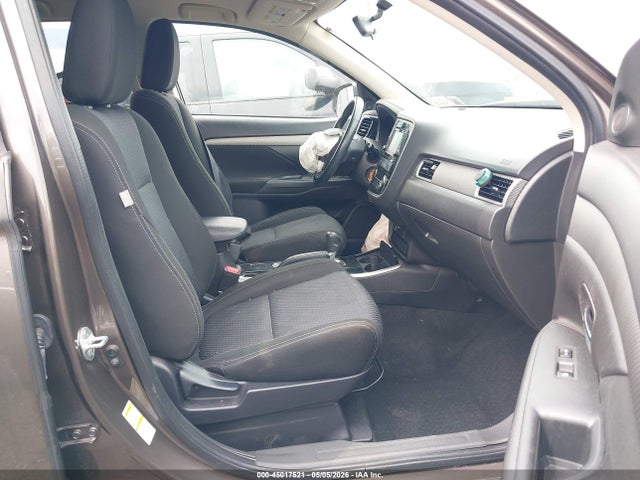 Продажа на аукционе авто 2017 Mitsubishi Outlander Es, vin: JA4AZ2A38HZ068398, номер лота: 45017521