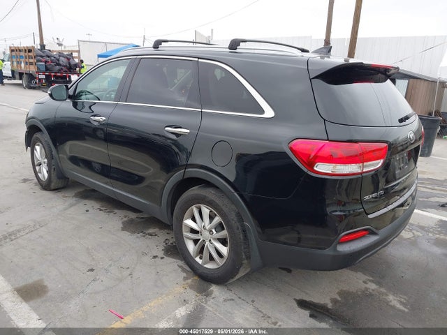 Продаж на аукціоні авто 2017 Kia Sorento 2.4l Lx, vin: 5XYPG4A30HG282771, номер лоту: 45017529