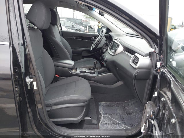 Продаж на аукціоні авто 2017 Kia Sorento 2.4l Lx, vin: 5XYPG4A30HG282771, номер лоту: 45017529