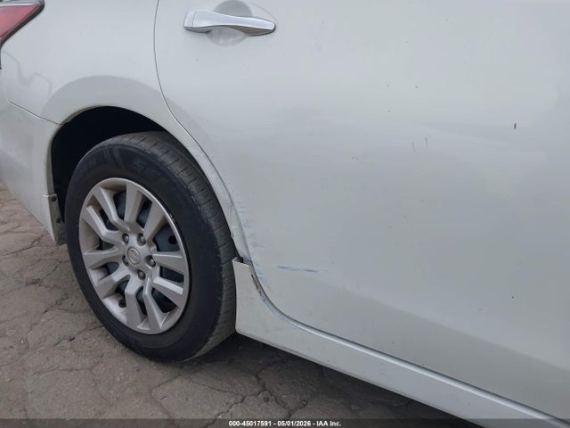 Nissan Altima 2.5 S 2015 1N4AL3AP1FN350652 Image 12