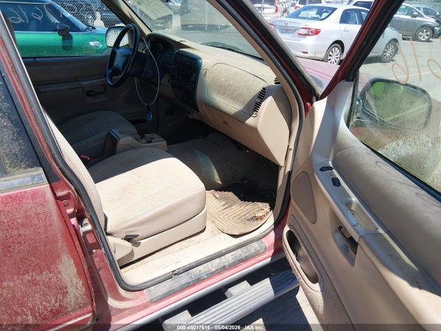 Продажа на аукционе авто 2000 Ford Explorer Xls, vin: 1FMZU72X0YZA86489, номер лота: 45017616