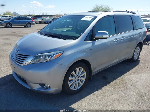 5TDDZ3DC2HS149970 Toyota Sienna Limited 7 Passenger