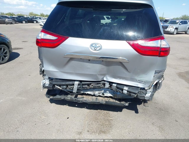 5TDDZ3DC2HS149970 Toyota Sienna Limited 7 Passenger