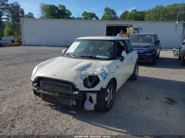 Продажа на аукционе авто 2009 Mini Cooper, vin: WMWMF33579TW75149, номер лота: 45017658