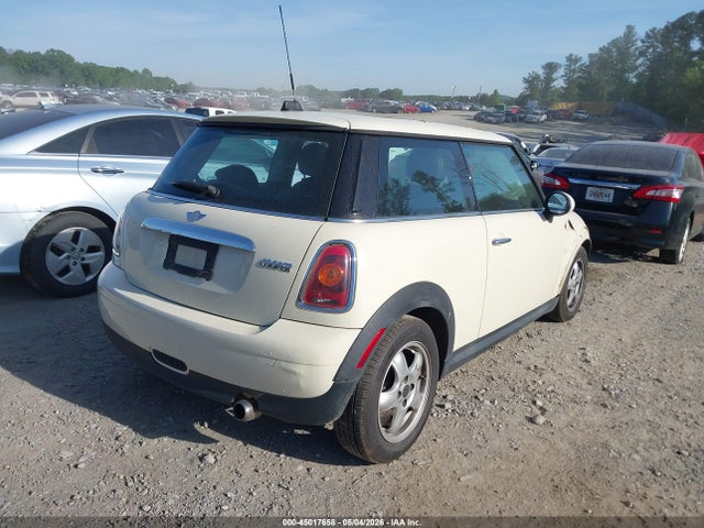 Продажа на аукционе авто 2009 Mini Cooper, vin: WMWMF33579TW75149, номер лота: 45017658