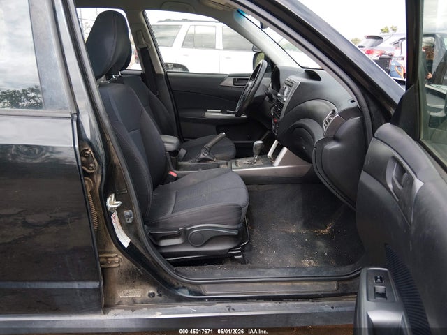 45017671 :رقم المزاد ، JF2SHBBC2CH427417 vin ، 2012 Subaru Forester 2.5x مزاد بيع