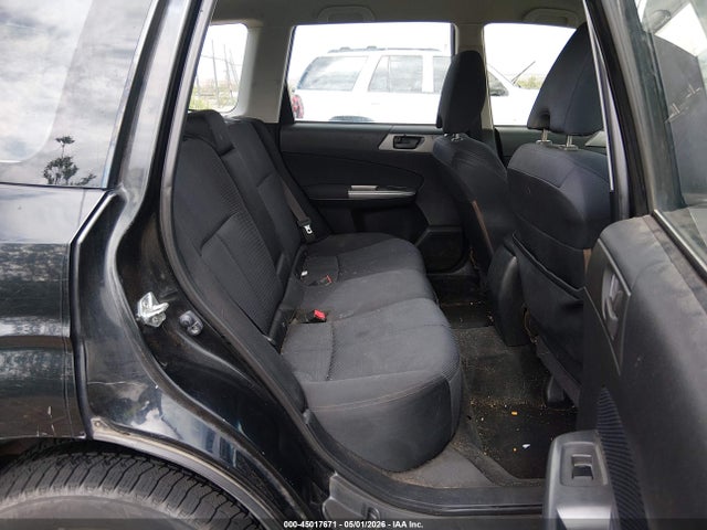 45017671 :رقم المزاد ، JF2SHBBC2CH427417 vin ، 2012 Subaru Forester 2.5x مزاد بيع