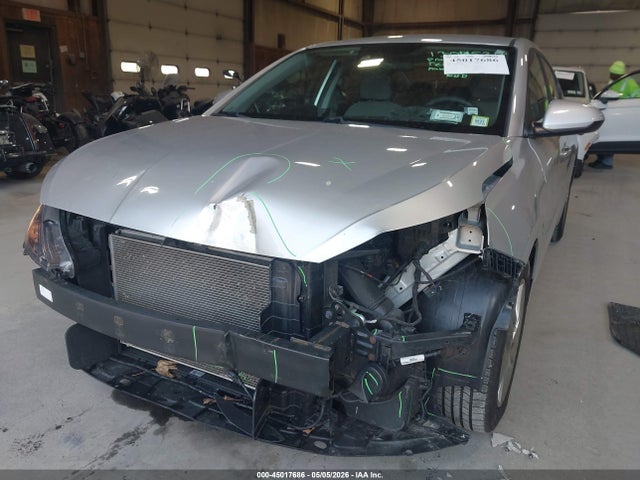 Продаж на аукціоні авто 2020 Hyundai Elantra Sel, vin: 5NPD84LF0LH513399, номер лоту: 45017686