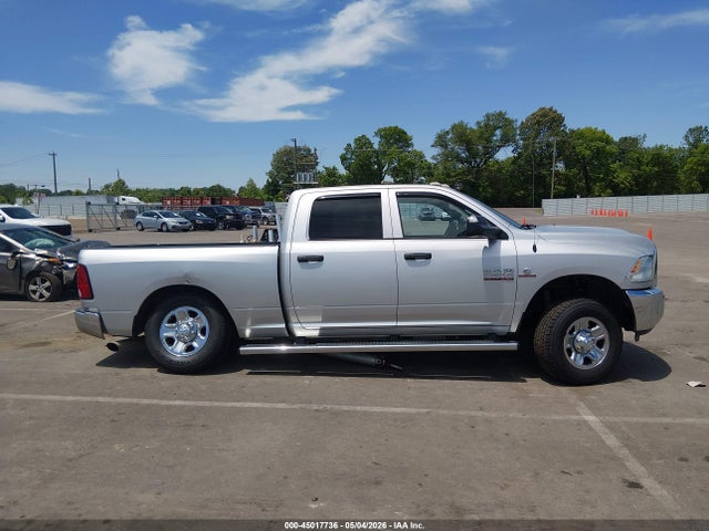 45017736 :رقم المزاد ، 3C6UR5CL9HG628597 vin ، 2017 Ram 2500 Tradesman  4x4 6'4 Box مزاد بيع