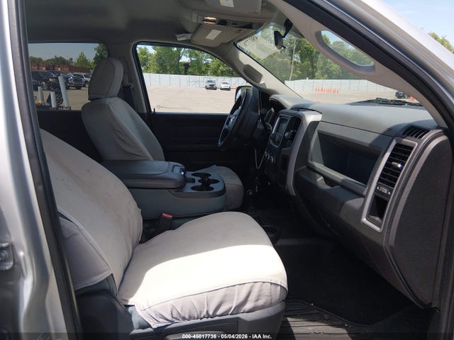 45017736 :رقم المزاد ، 3C6UR5CL9HG628597 vin ، 2017 Ram 2500 Tradesman  4x4 6'4 Box مزاد بيع