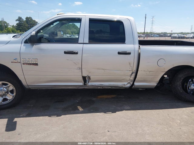 45017736 :رقم المزاد ، 3C6UR5CL9HG628597 vin ، 2017 Ram 2500 Tradesman  4x4 6'4 Box مزاد بيع