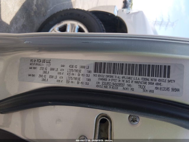 45017736 :رقم المزاد ، 3C6UR5CL9HG628597 vin ، 2017 Ram 2500 Tradesman  4x4 6'4 Box مزاد بيع