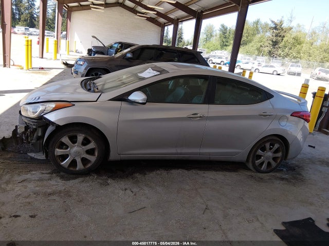45017775 :رقم المزاد ، KMHDH4AE4DU864040 vin ، 2013 Hyundai Elantra Limited مزاد بيع
