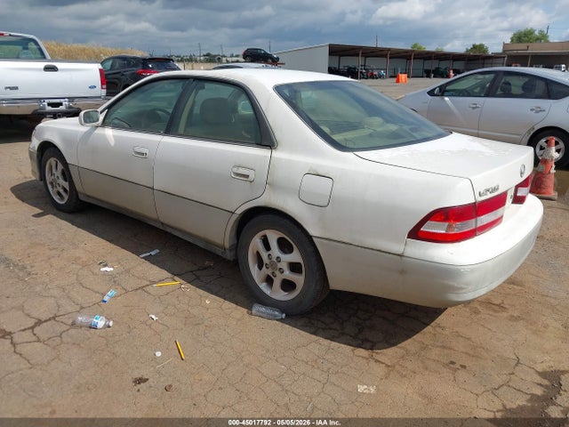 45017792 :رقم المزاد ، JT8BF28G210303141 vin ، 2001 Lexus Es 300 مزاد بيع