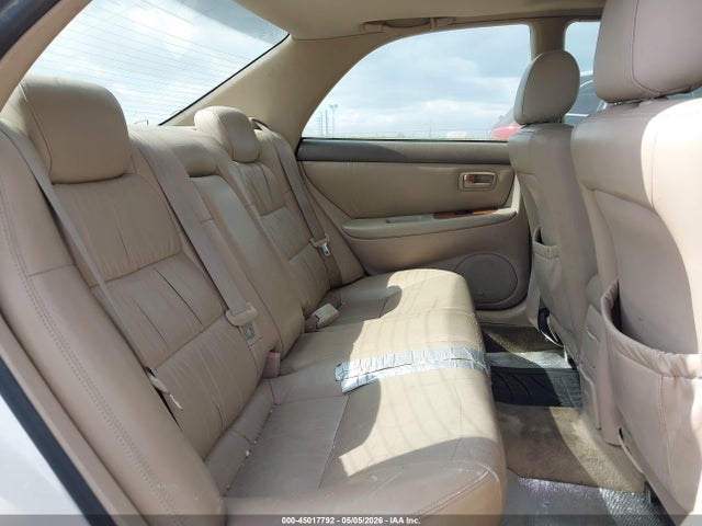 45017792 :رقم المزاد ، JT8BF28G210303141 vin ، 2001 Lexus Es 300 مزاد بيع