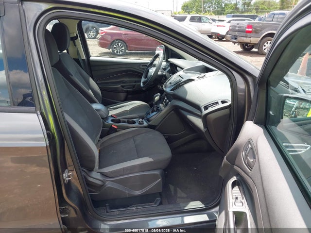 Продажа на аукционе авто 2015 Ford Escape S, vin: 1FMCU0F74FUB26591, номер лота: 45017818