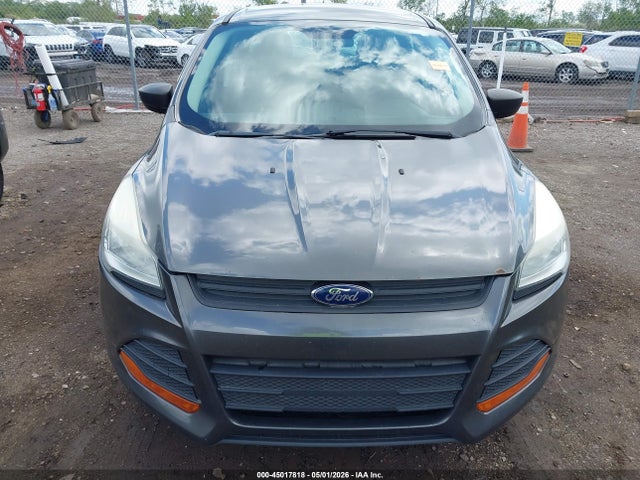 Продажа на аукционе авто 2015 Ford Escape S, vin: 1FMCU0F74FUB26591, номер лота: 45017818