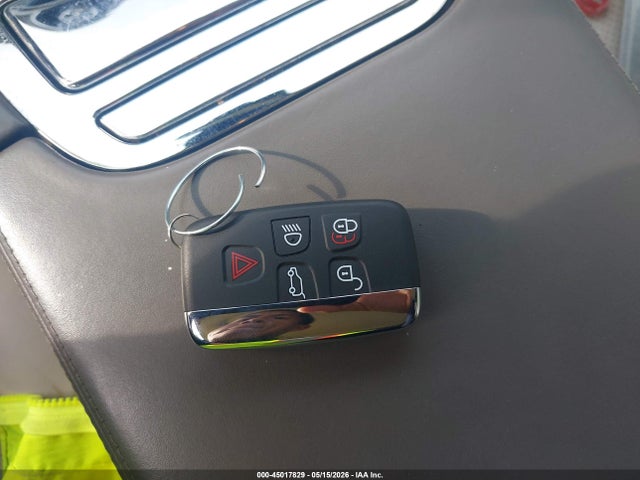 Продаж на аукціоні авто 2015 Jaguar Xj Xjl Portfolio, vin: SAJWA2GZ0F8V76030, номер лоту: 45017829