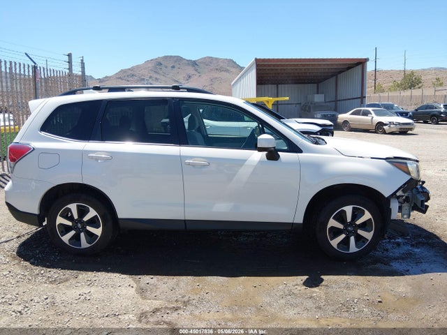 Subaru Forester 2.5i Premium 2017 JF2SJAECXHH410821 Image 14