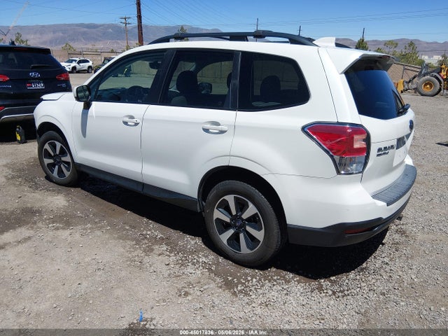 Subaru Forester 2.5i Premium 2017 JF2SJAECXHH410821 Image 3