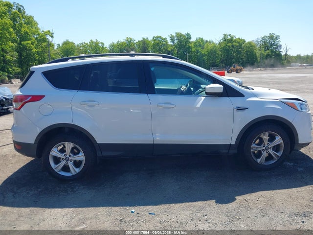 45017864 :رقم المزاد ، 1FMCU0G73FUB89440 vin ، 2015 Ford Escape Se مزاد بيع