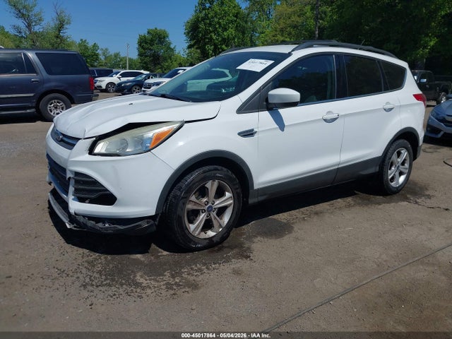 45017864 :رقم المزاد ، 1FMCU0G73FUB89440 vin ، 2015 Ford Escape Se مزاد بيع