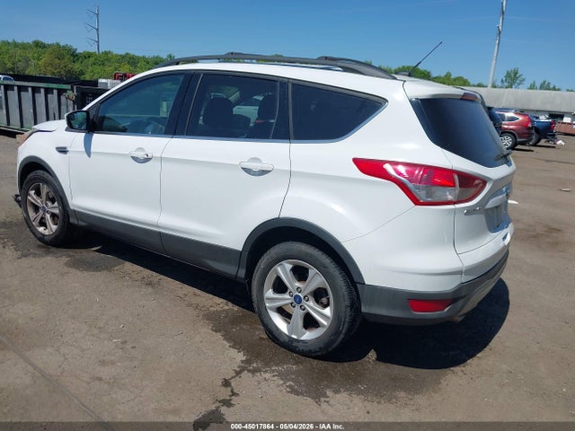 45017864 :رقم المزاد ، 1FMCU0G73FUB89440 vin ، 2015 Ford Escape Se مزاد بيع