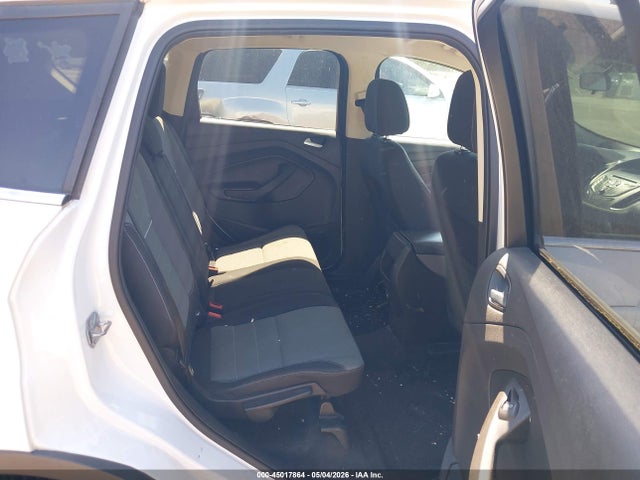 45017864 :رقم المزاد ، 1FMCU0G73FUB89440 vin ، 2015 Ford Escape Se مزاد بيع