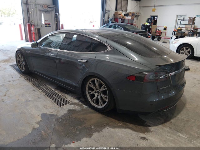 2013 Tesla Model S Performance მანქანა იყიდება აუქციონზე, vin: 5YJSA1CPXDFP13564, აუქციონის ნომერი: 45017868