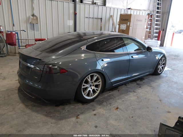 2013 Tesla Model S Performance მანქანა იყიდება აუქციონზე, vin: 5YJSA1CPXDFP13564, აუქციონის ნომერი: 45017868