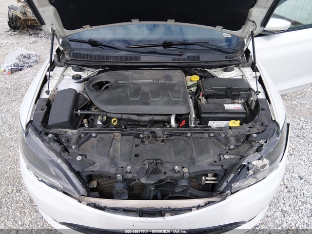 2015 Chrysler 200 S მანქანა იყიდება აუქციონზე, vin: 1C3CCCDG4FN636630, აუქციონის ნომერი: 45017901