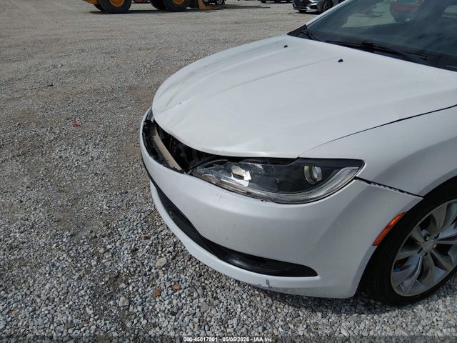 Auction sale of the 2015 Chrysler 200 S, vin: 1C3CCCDG4FN636630, lot number: 45017901