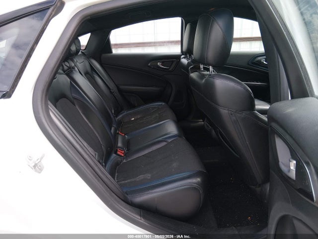 Продажа на аукционе авто 2015 Chrysler 200 S, vin: 1C3CCCDG4FN636630, номер лота: 45017901