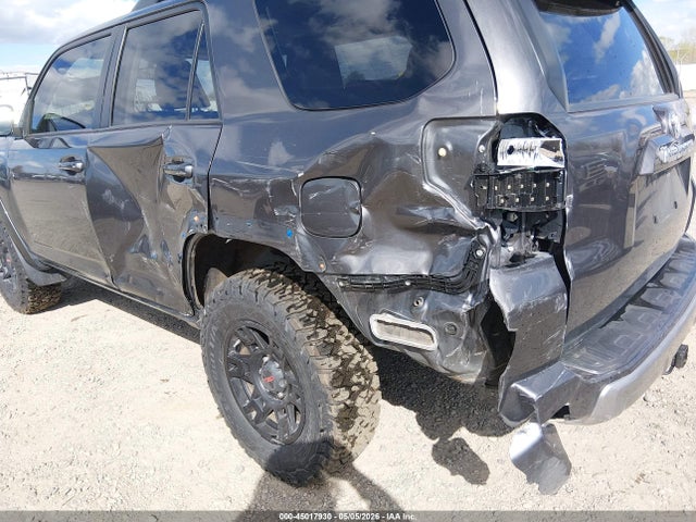 2016 Toyota 4runner Trail Premium მანქანა იყიდება აუქციონზე, vin: JTEBU5JR5G5351762, აუქციონის ნომერი: 45017930