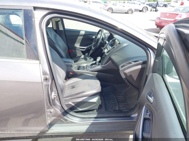 Ford Focus Titanium 2014 1FADP3J24EL238153 Image 5