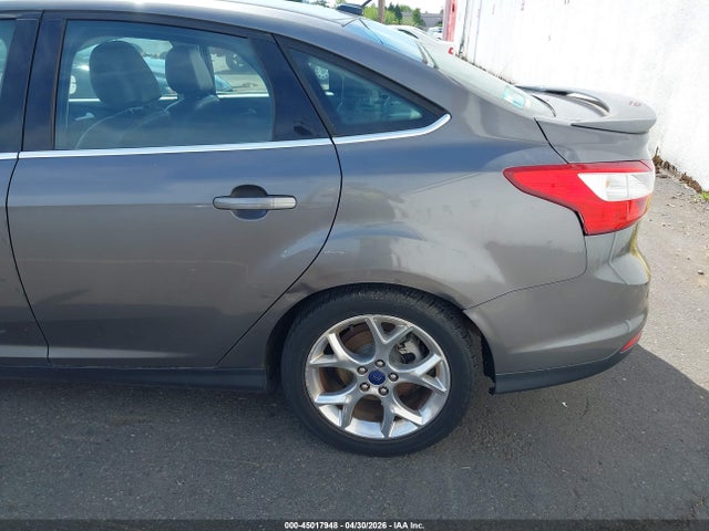 Ford Focus Titanium 2014 1FADP3J24EL238153 Image 6