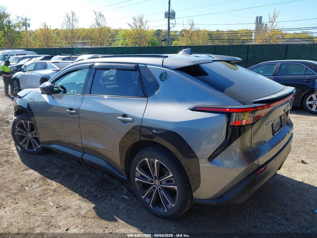 2023 Toyota Bz4x Limited მანქანა იყიდება აუქციონზე, vin: JTMABACA2PA043378, აუქციონის ნომერი: 45017986