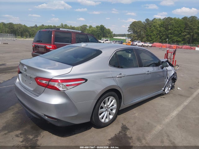 Продаж на аукціоні авто 2019 Toyota Camry Le, vin: 4T1B11HK9KU797227, номер лоту: 45017997